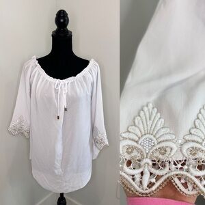 Suzy Shier White Embroidered Sleeves Oversized Blouse (XS)